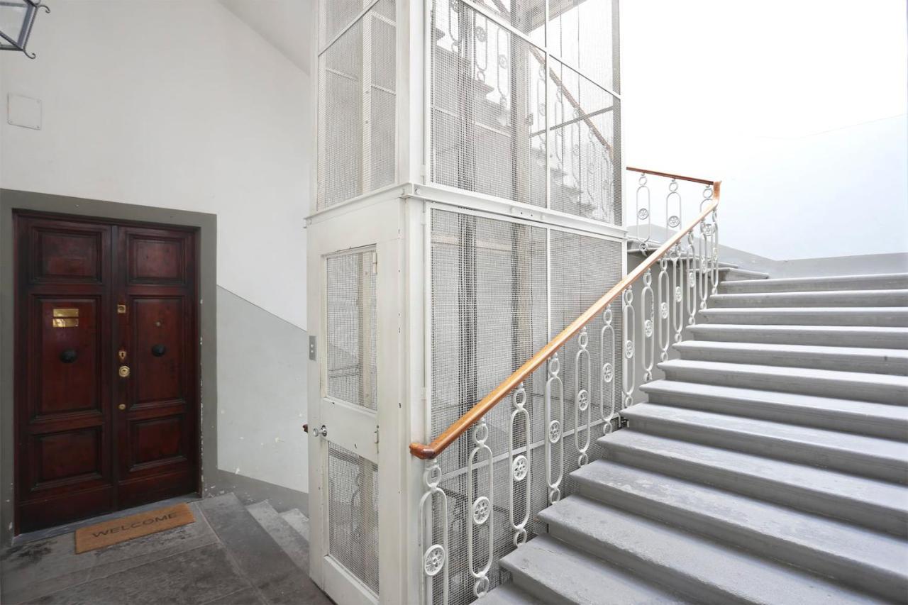 Luxury With Amazing Terrace In Florence-hosted By Sweetstay Apartamento