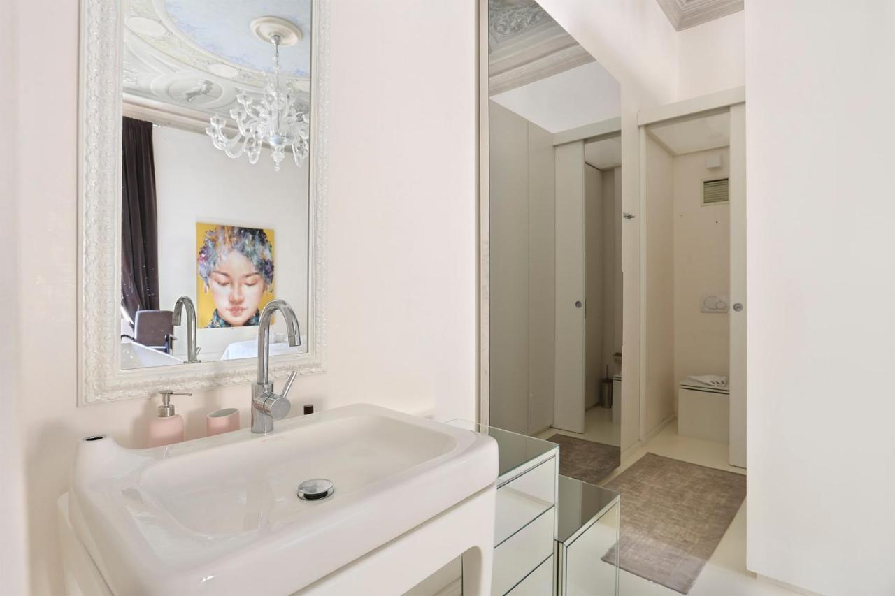 Luxury With Amazing Terrace In Florence-hosted By Sweetstay * Florencia
