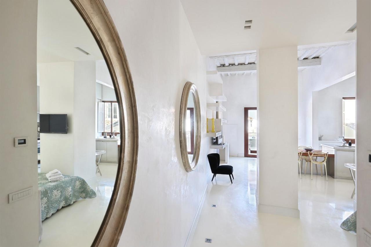 Luxury With Amazing Terrace In Florence-hosted By Sweetstay Florencia